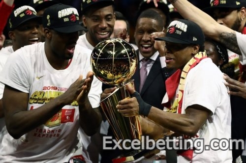 How to bet on basketball live and before the match: seven popular strategies for newbies